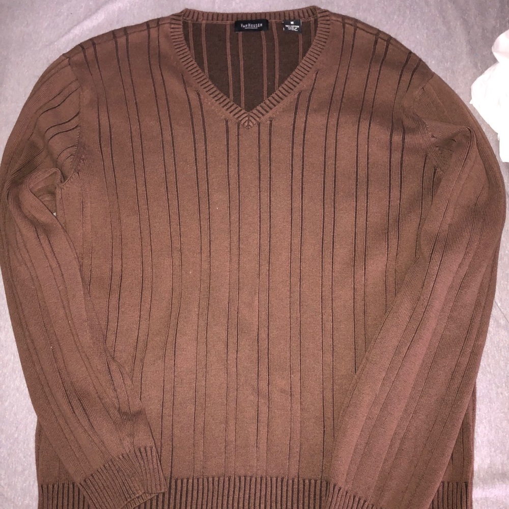 clothes - Picture 11 of 16
